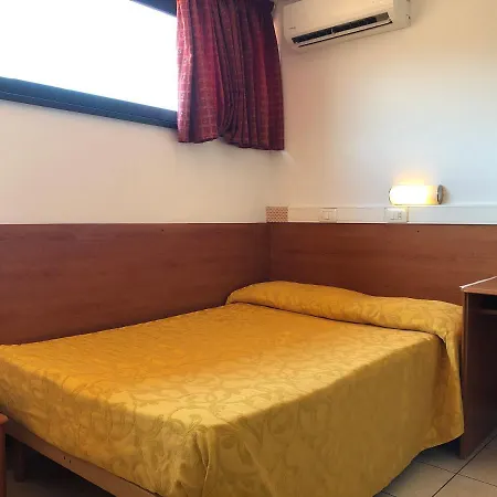 Hotel Eden *