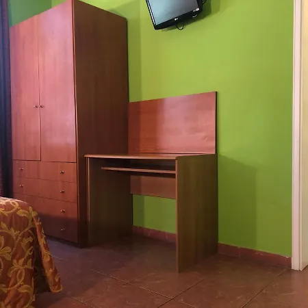 Hotel Eden *